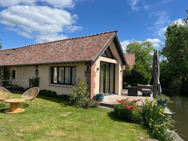 Cote Riviere Apartment Ezy-sur-Eure Exterior photo